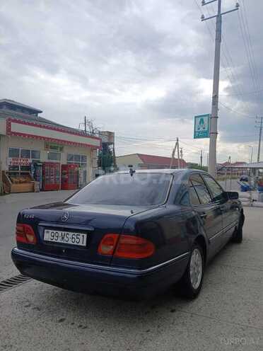 Mercedes E 240 1998, 460,310 km - 2.4 l - Sabirabad