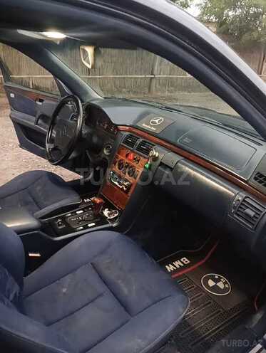 Mercedes E 240 1998, 460,310 km - 2.4 l - Sabirabad