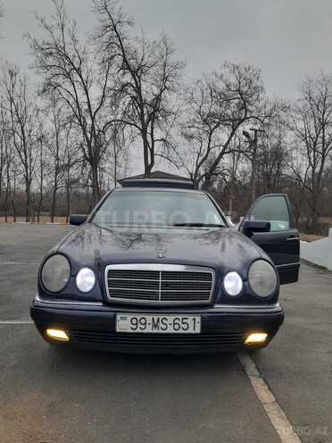 Mercedes E 240 1998, 460,310 km - 2.4 l - Sabirabad