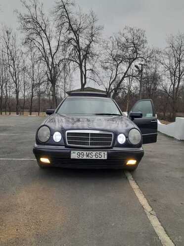 Mercedes E 240 1998, 460,310 km - 2.4 l - Sabirabad