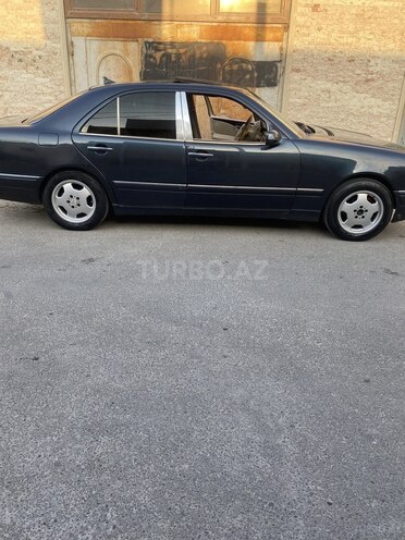 Mercedes E 320 1998, 310,574 km - 3.2 l - Bakı