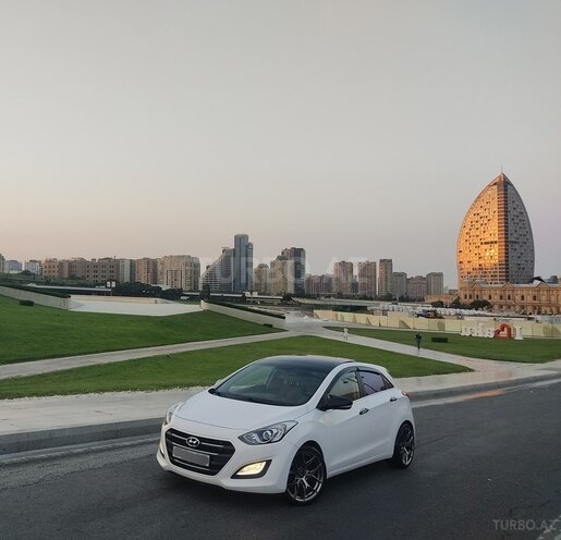 Hyundai i30 2015, 217,442 km - 1.6 l - Bakı