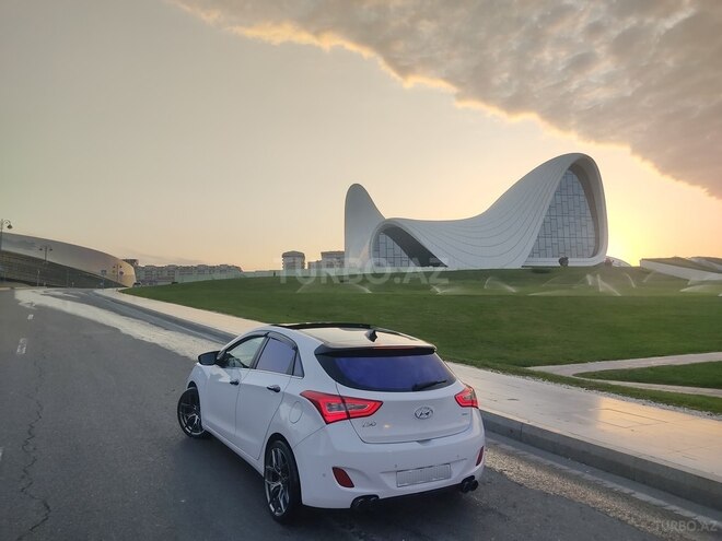 Hyundai i30 2015, 217,442 km - 1.6 l - Bakı