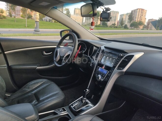 Hyundai i30 2015, 217,442 km - 1.6 l - Bakı
