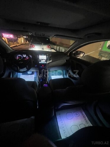 Hyundai Elantra 2014, 211,146 km - 2.0 l - Bakı