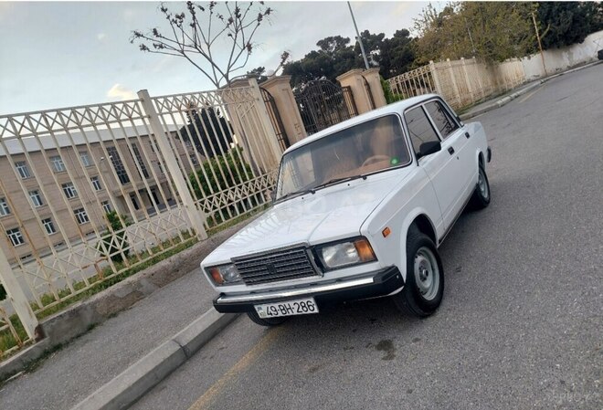 LADA (VAZ) 2107 2002, 100,000 km - 1.6 л - Bakı