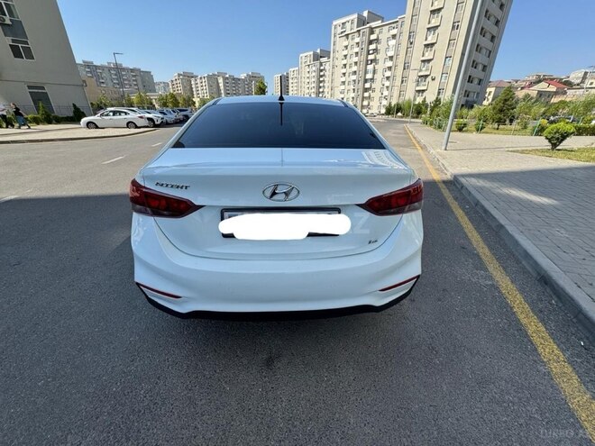 Hyundai Accent 2018, 155,640 km - 1.6 l - Bakı