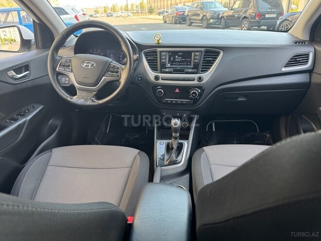 Hyundai Accent 2018, 155,640 km - 1.6 l - Bakı