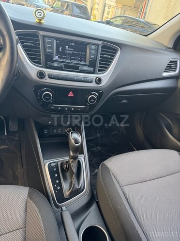 Hyundai Accent 2018, 155,640 km - 1.6 l - Bakı