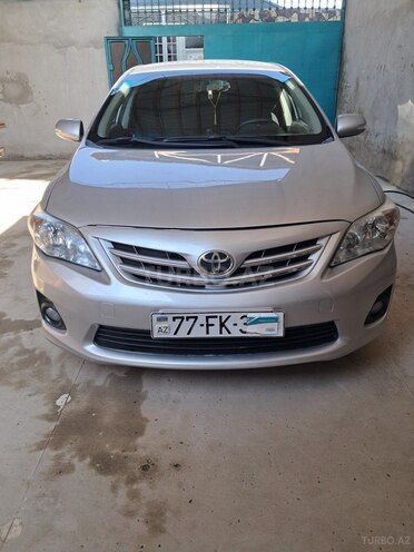 Toyota Corolla 2010, 281,551 km - 1.4 l - Bakı