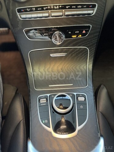 Mercedes C 300-16