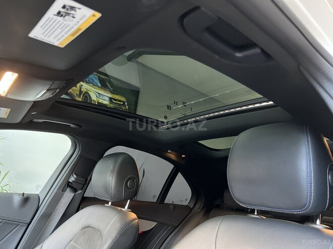 Mercedes C 300-21