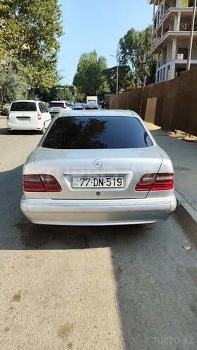 Mercedes E 220 d 2000, 400,000 km - 2.2 l - Bakı