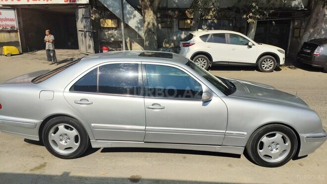 Mercedes E 220 d 2000, 400,000 km - 2.2 l - Bakı