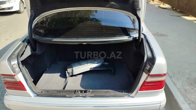 Mercedes E 220 d 2000, 400,000 km - 2.2 l - Bakı