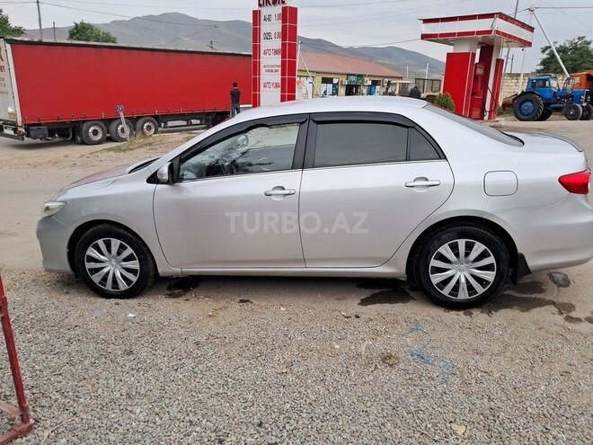 Toyota Corolla 2010, 281,551 km - 1.4 l - Bakı