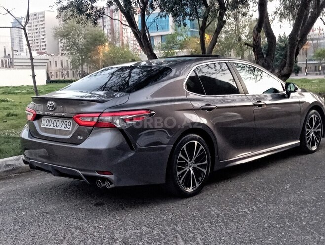 Toyota Camry 2018, 82,000 km - 2.5 l - Bakı