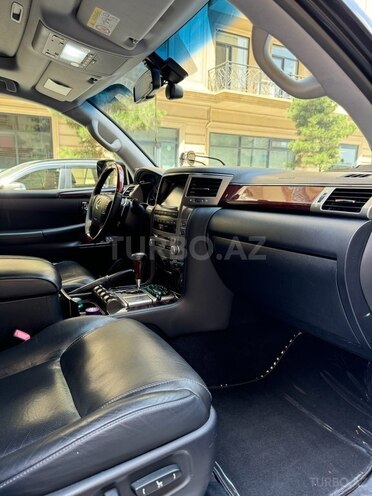 Lexus LX 570 2013, 180,000 km - 5.7 l - Bakı