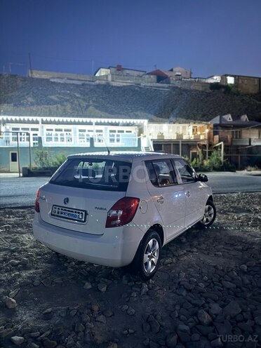 Skoda Fabia 2014, 140,000 km - 1.6 л - Bakı