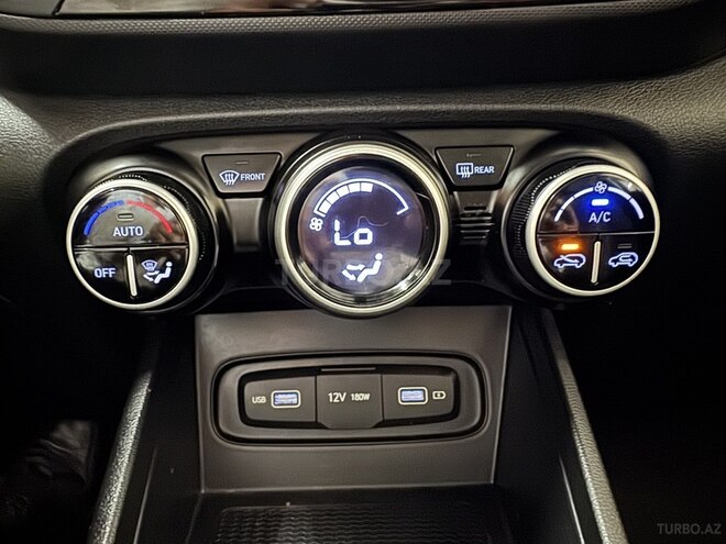 Hyundai Venue 2022, 64,000 km - 1.6 l - Bakı