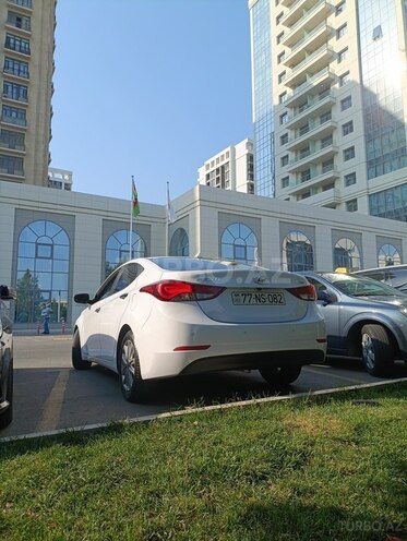 Hyundai Avante 2014, 201,000 km - 1.6 л - Bakı