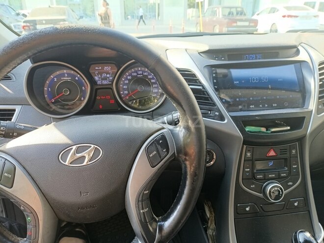 Hyundai Avante 2014, 201,000 km - 1.6 л - Bakı
