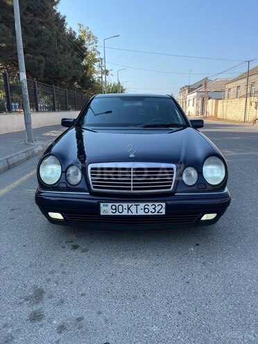 Mercedes E 240 1999, 520,000 km - 2.4 l - Bakı