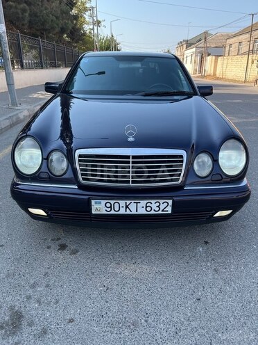 Mercedes E 240 1999, 520,000 km - 2.4 l - Bakı