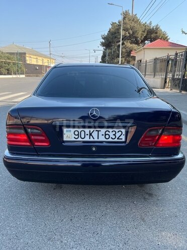 Mercedes E 240 1999, 520,000 km - 2.4 l - Bakı