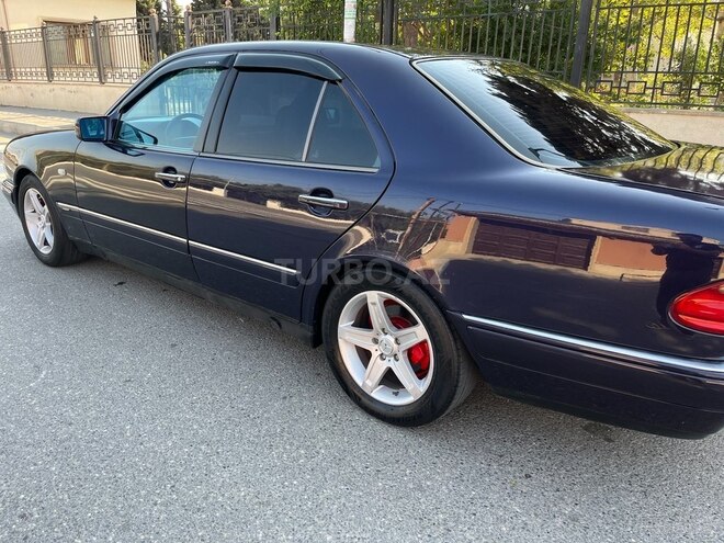 Mercedes E 240 1999, 520,000 km - 2.4 l - Bakı