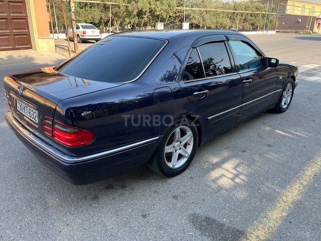 Mercedes E 240 1999, 520,000 km - 2.4 l - Bakı