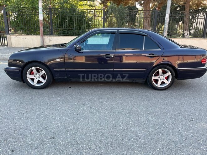 Mercedes E 240 1999, 520,000 km - 2.4 l - Bakı