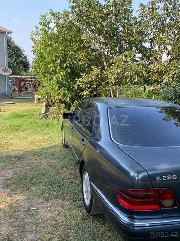 Mercedes E 220 d 1998, 480,000 km - 2.2 l - Masallı