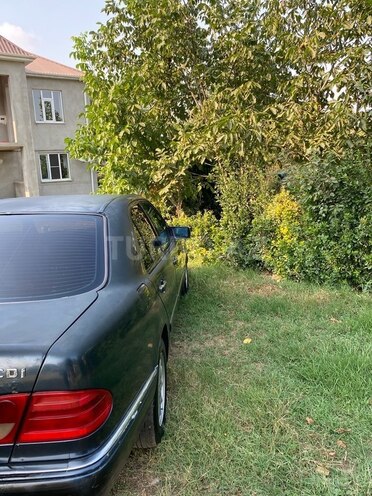 Mercedes E 220 d 1998, 480,000 km - 2.2 l - Masallı