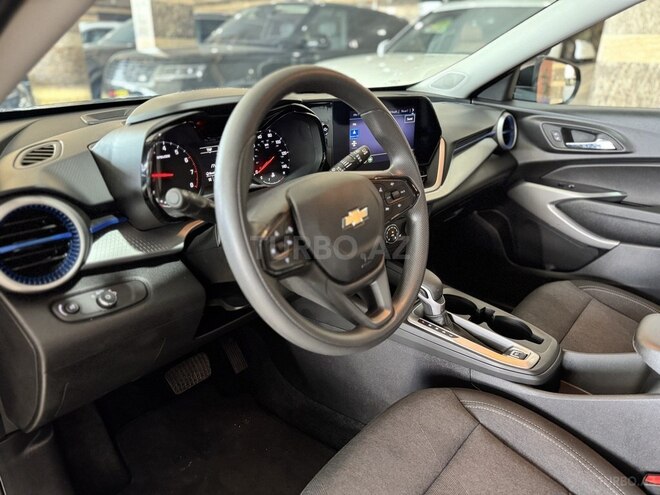 Chevrolet Trax 2023, 9,300 km - 1.2 l - Bakı
