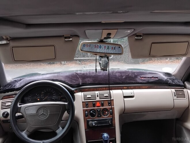 Mercedes E 220 d 2005, 821,639 km - 2.0 л - Tərtər