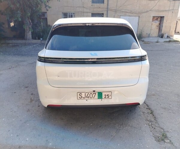 Li Auto  2025, 0 km - 1.5 l - Bakı