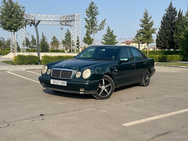 Mercedes E 240 1998, 246,368 km - 2.4 l - Salyan