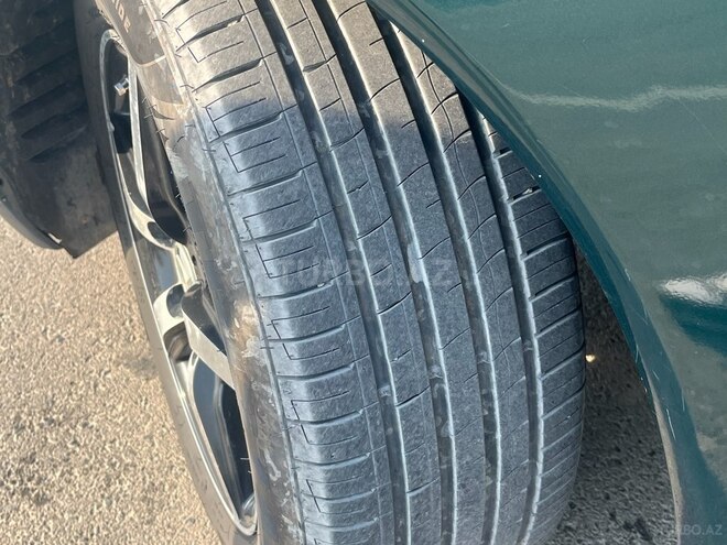 Mercedes E 240 1998, 246,368 km - 2.4 l - Salyan