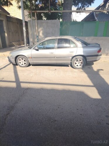 Opel Omega 1994, 123,000 km - 2.0 л - Bakı