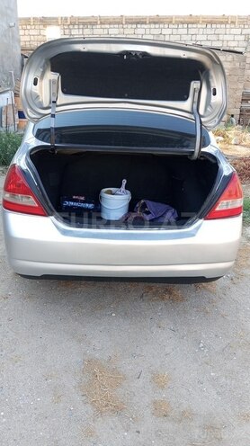 Nissan Tiida 2006, 200,000 km - 1.6 l - Bakı