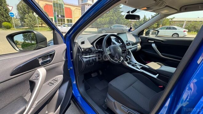 Mitsubishi Eclipse Cross 2022, 35,900 km - 2.0 л - Bakı