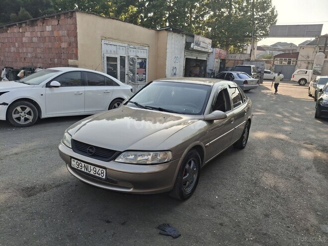 Opel Vectra 1996, 350,000 km - 1.6 l - Bakı