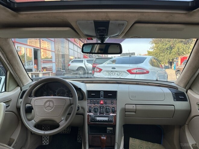 Mercedes C 230 2000, 232,000 km - 2.3 l - Sumqayıt