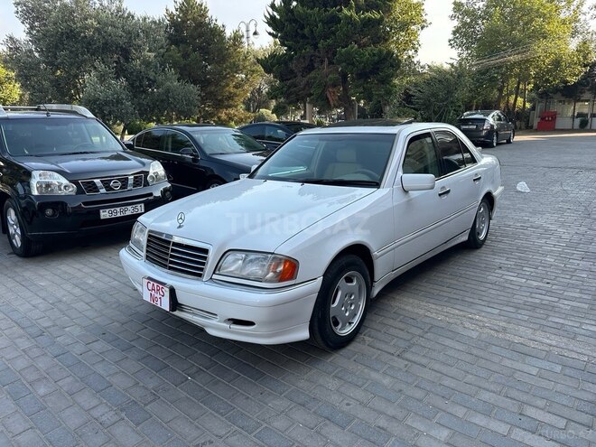 Mercedes C 230 2000, 232,000 km - 2.3 l - Sumqayıt