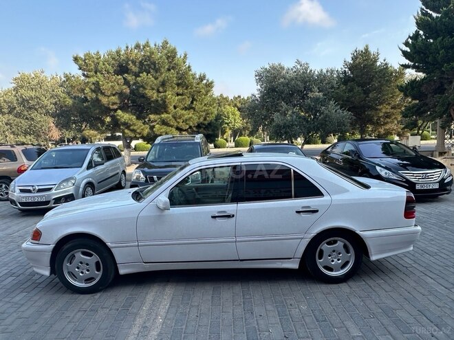 Mercedes C 230 2000, 232,000 km - 2.3 l - Sumqayıt