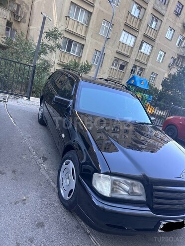 Mercedes C 200 2000, 355,500 km - 2.0 l - Bakı