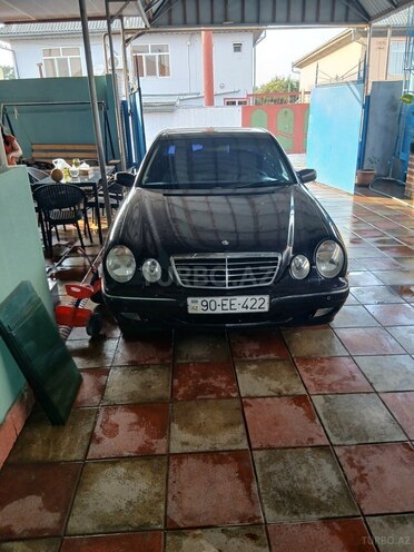 Mercedes E 240 1999, 357,000 km - 2.4 l - Bakı