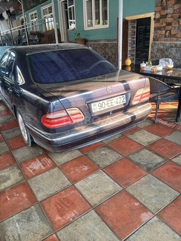 Mercedes E 240 1999, 357,000 km - 2.4 l - Bakı