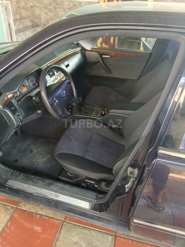 Mercedes E 240 1999, 357,000 km - 2.4 l - Bakı